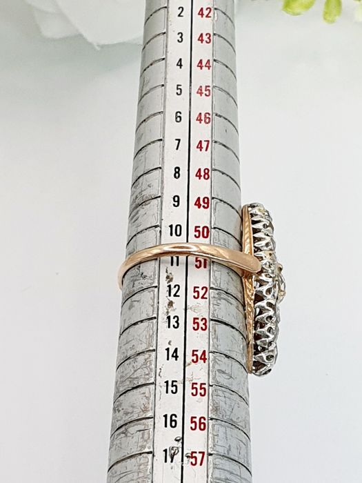 Inel din aur de 14K cu diamante naturale țintuite în argint