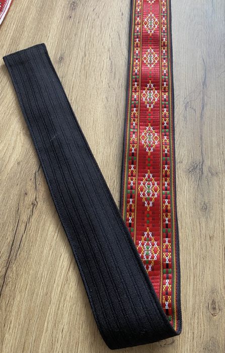 Плътен полиестерен колан подходящ за народни носии