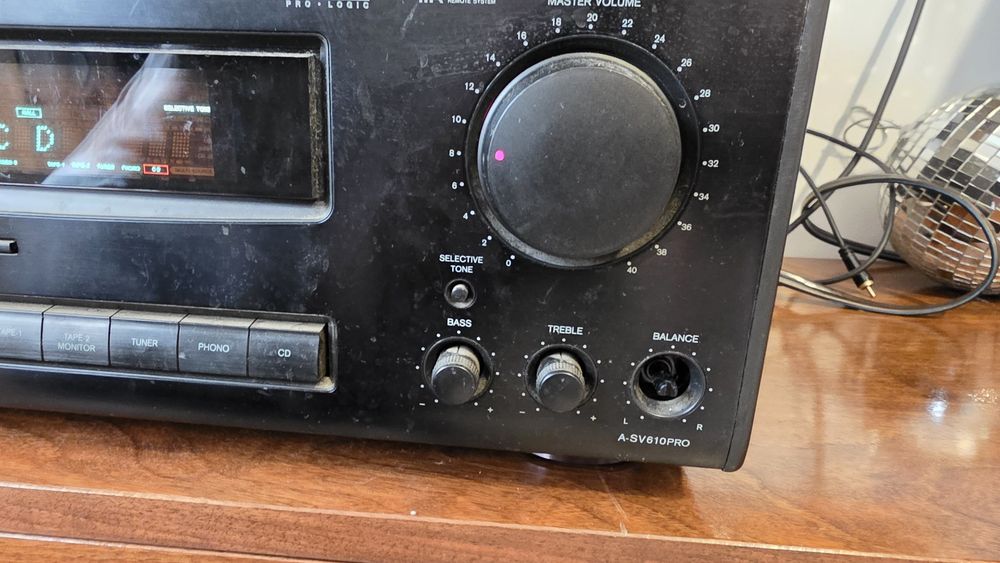 Linie Onkyo Amplificator receiver A-SV610 Pro si CD Player DX-6900