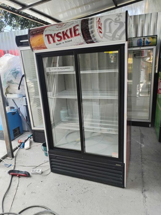 Vitrine frigorifice / duble /rafturi  / slim /frigider/dozatoare