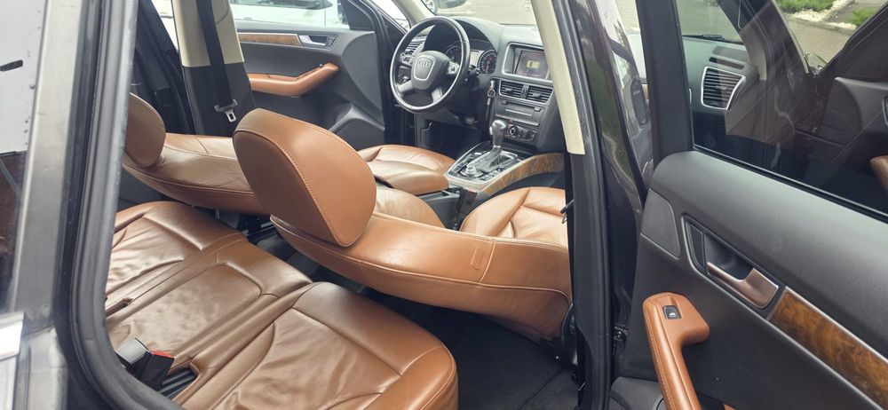 Variante +/- diferenta Audi Q5 din 2012 2 0d quatro
