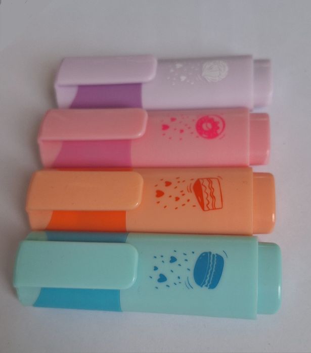 Цветни маркери.За подчертаване