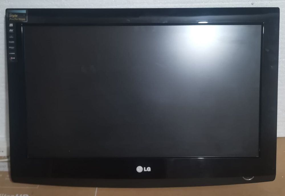 Televizoare defecte pentru bayback