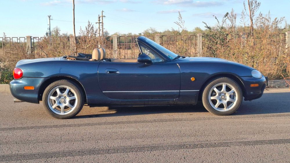 Mazda Miata MX-5 Miracle spec 1.6 110cp