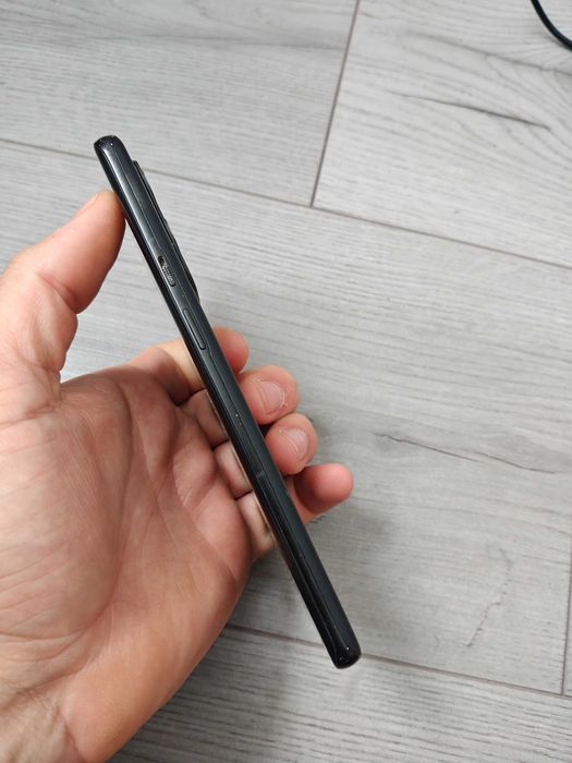 Oneplus 9 Pro 128GB fisurat colț fata