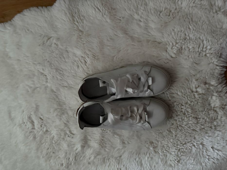 Pantofi dama eleganti