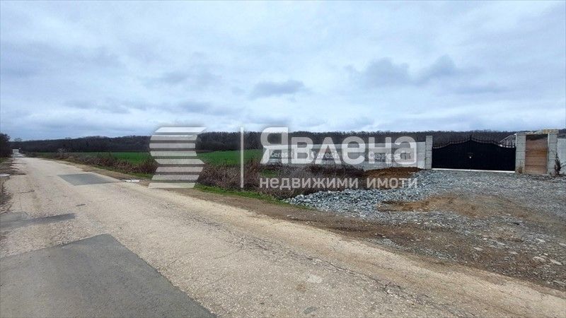 Переспективен парцел близо до гр.Обзор