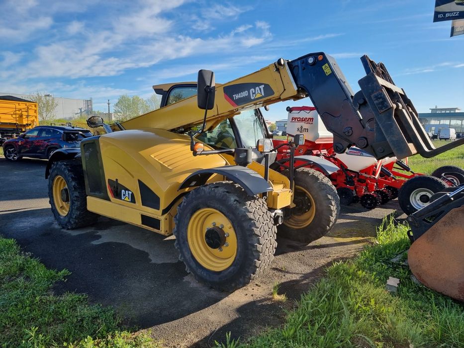Inchiriere buldoexcavator bobcat telescopic cu brat de 7.5 m manitou p