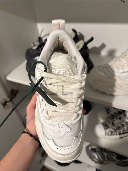 Off White Odsy-1000