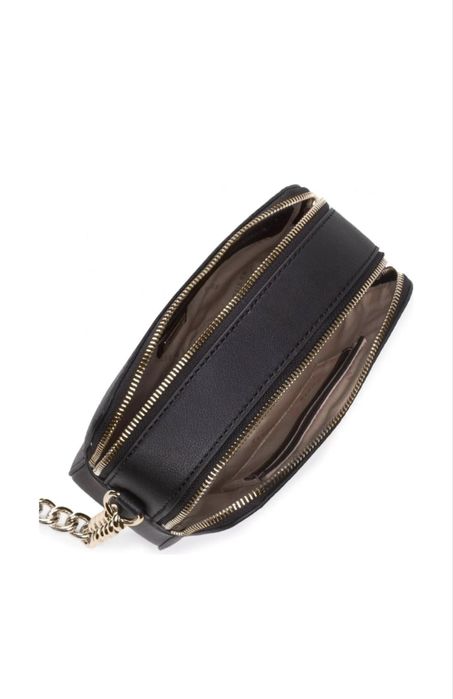 Дамска чанта Guess