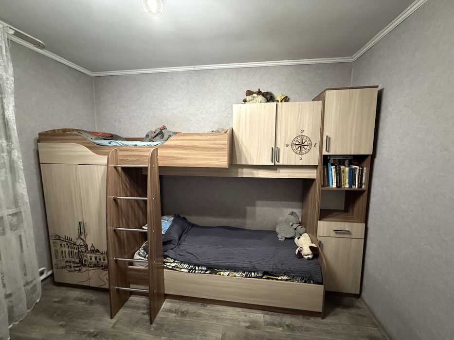 спальный гарнитур (3 шкаф, 2 кровать)