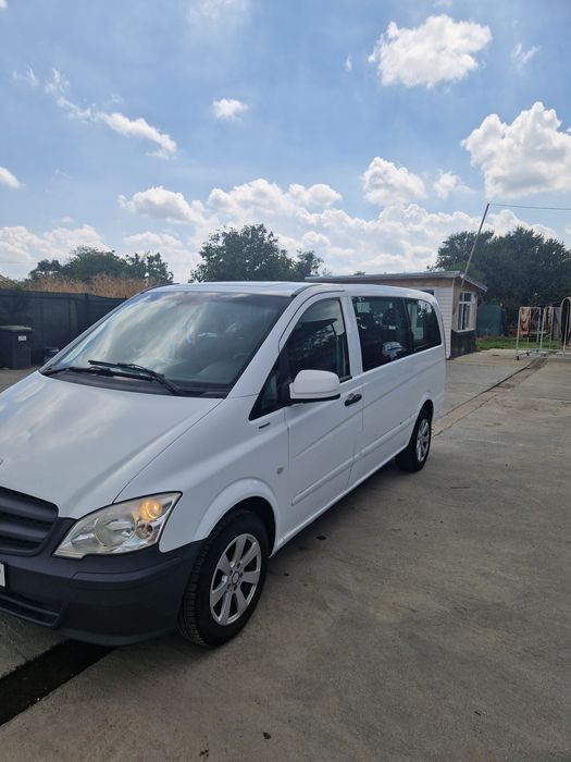 Mercedes Vito 8+1 si Opel vivaro.