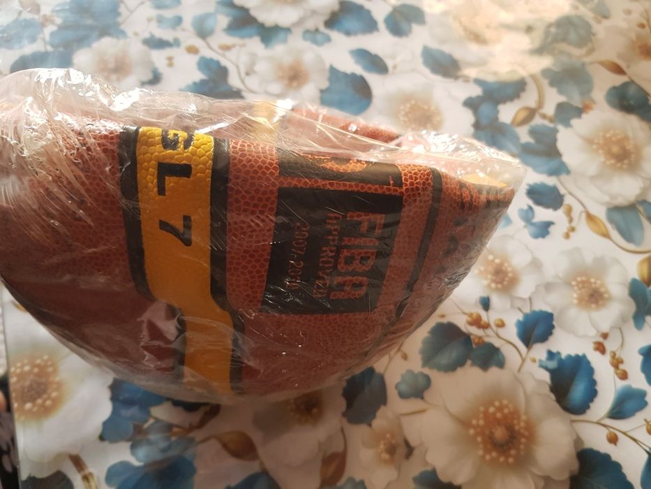 Продам мяч баскетбольный