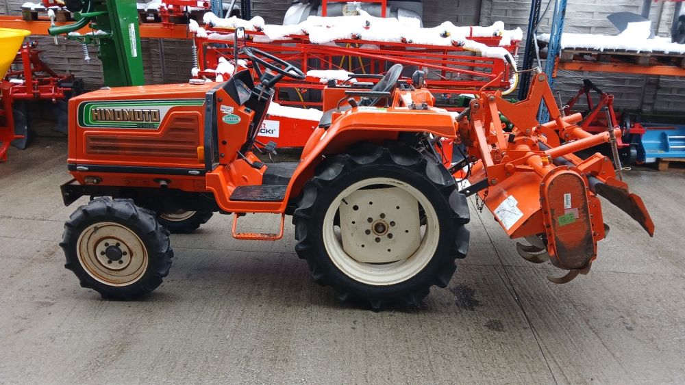Tractor 20 cp Hinomoto Japonia.