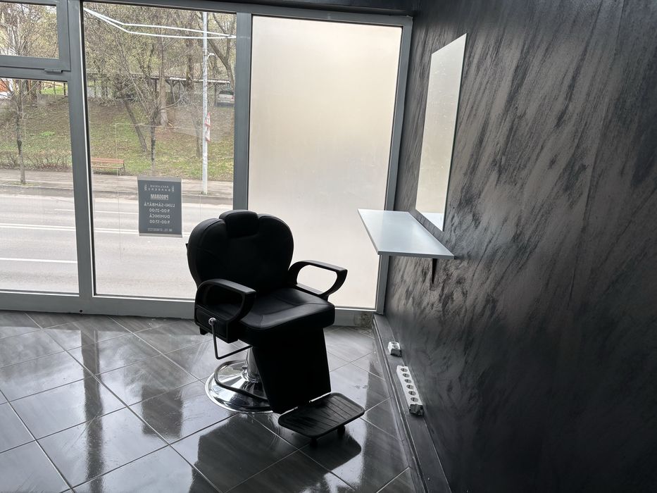 Scaun frizer de inchiriat