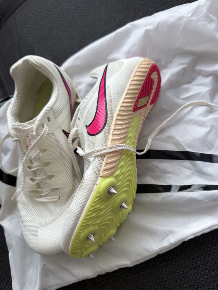 Шпайкове Nike, 38 размер