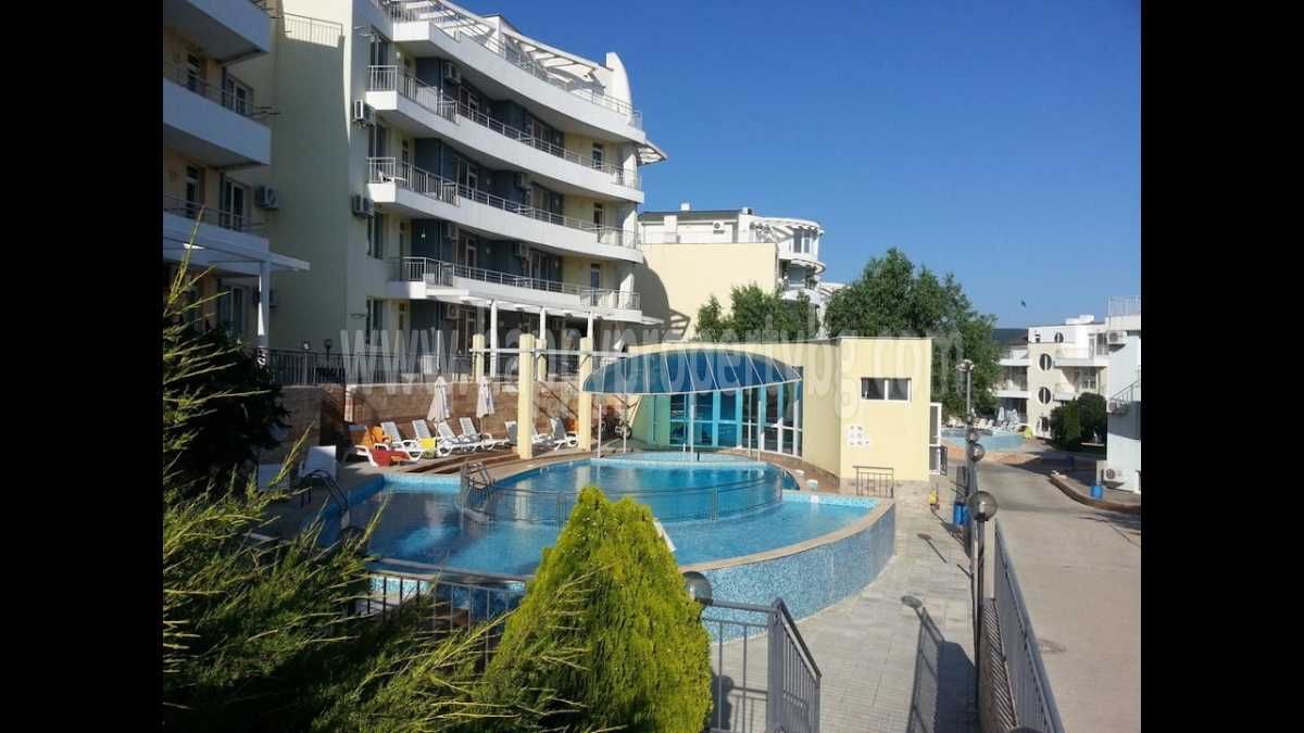 Продава се Двустаен апартамент в с. Кошарица, Област Бургас - 57 кв.м за 834 €/кв.м - Снимка #15