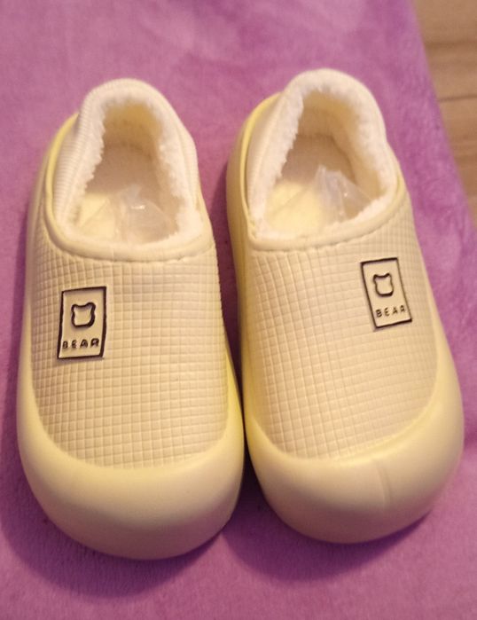 Papuci de casa cu blana