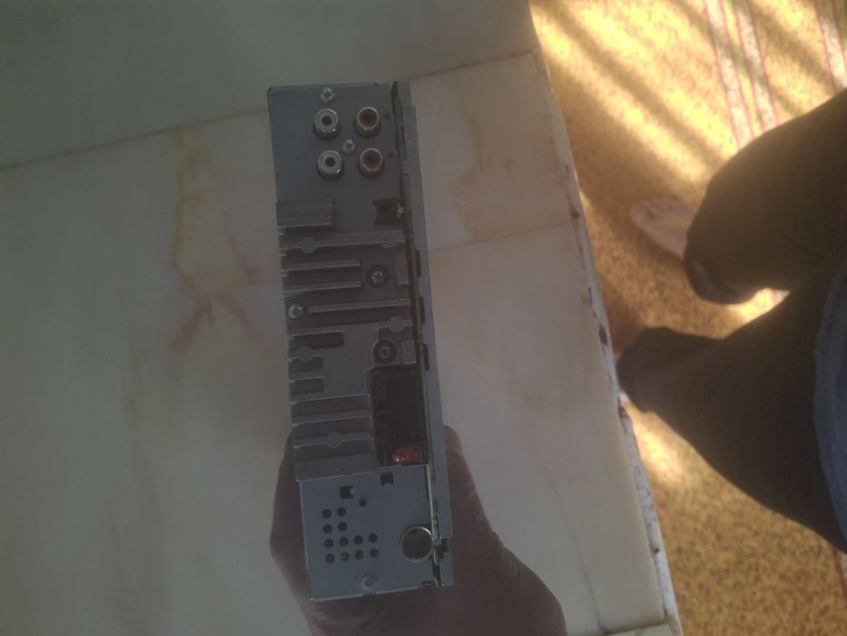 Автомагнитола Pioneer MVH - 150UI