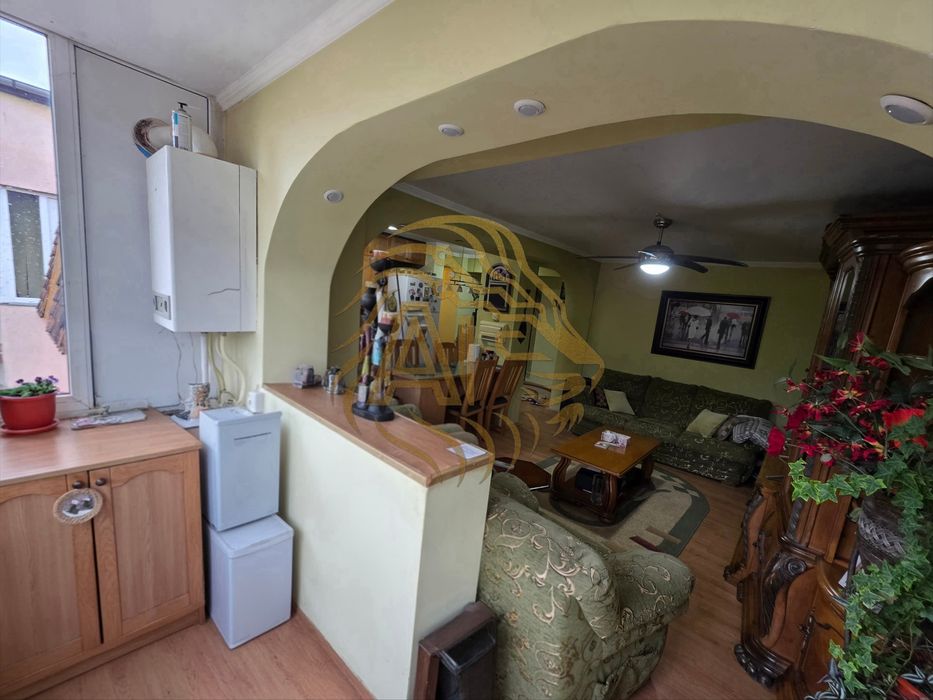 Apartament ultracentral 3 camere Campulung