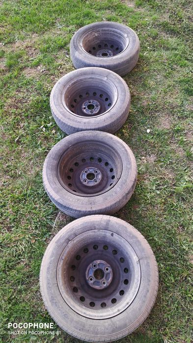 Гуми с джанти 4x100 175/65 R15 цената е за 4 броя!