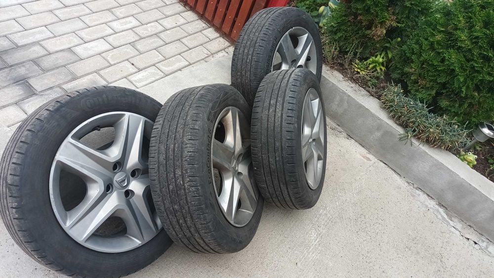 Vând jante structurate Dacia Logan 2