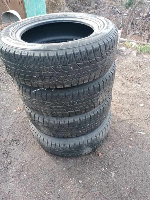 Продам Зимние шины 185/65/15 размер . Фирма Triangle. 2023 года