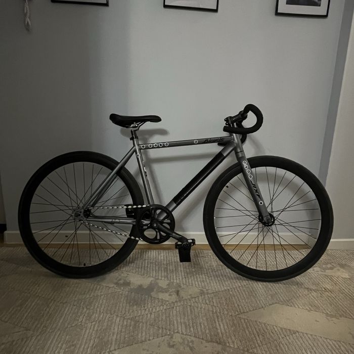 Продается фикс jixf размер М катал сезон обмен имеется