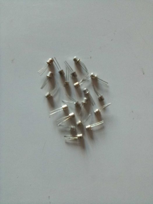 Tranzistori Noi vintage 2N4958, BSX51, BCY59PL, BCY79.PL , BFX89.