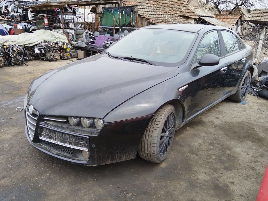 Usa/usi stanga/dreapta Alfa Romeo 159 sedan