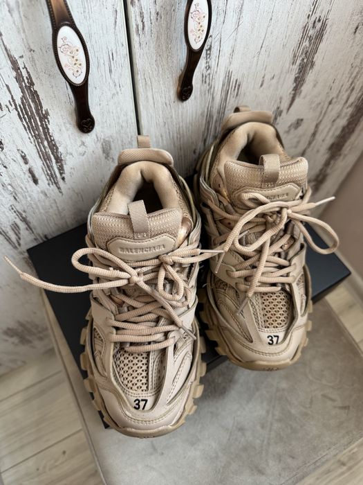 Balenciaga Track