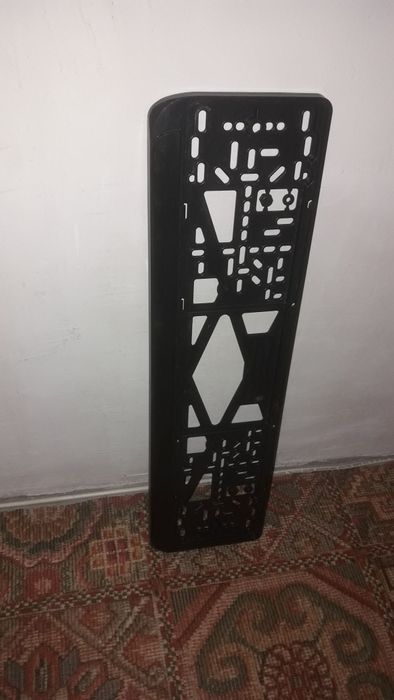 рамка под автомобильный номер