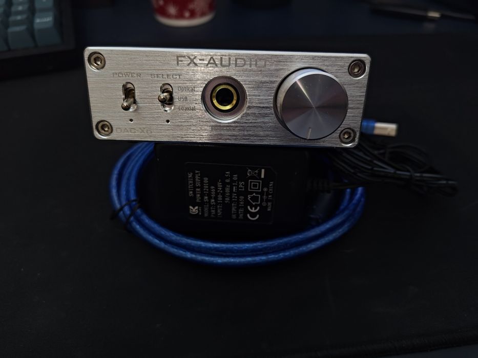 FX-AUDIO DAC-X6 слушалков усилвател