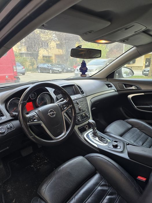 Opel Insignia 2.0 motorină cutie automată