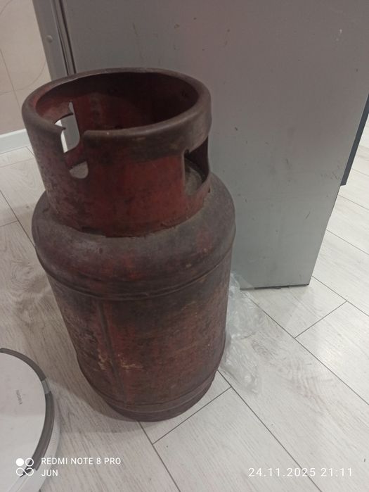 Продам баллон маленький