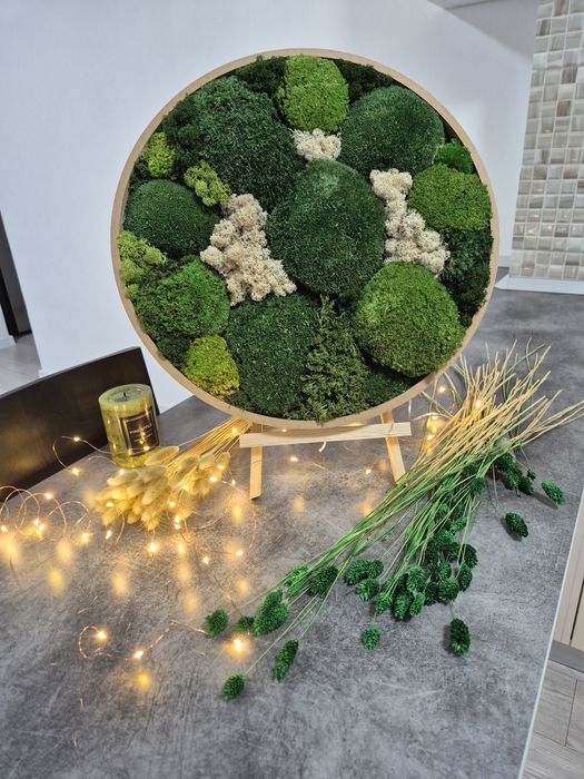 Tablou din muschi si licheni