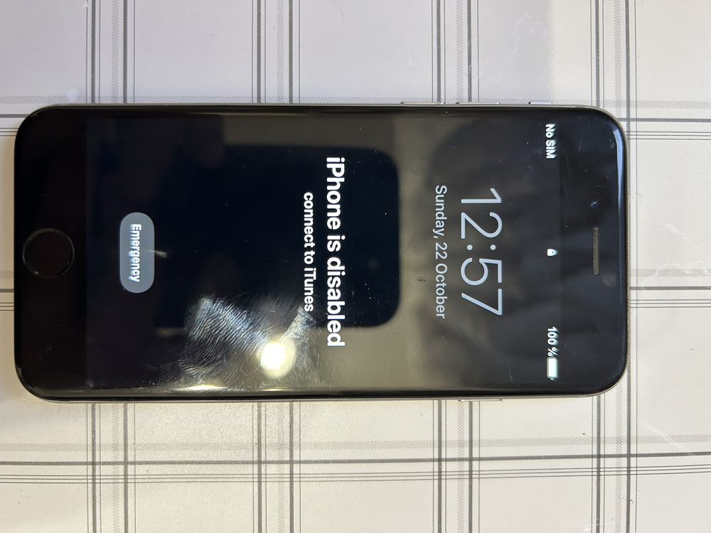 Iphone 6 impecabil ca nou( RECAROSARE)