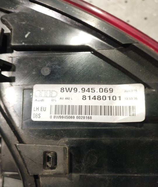 Lampa / Tripla stop stanga pe aripa 8W9.945.069 Audi A4 B9
