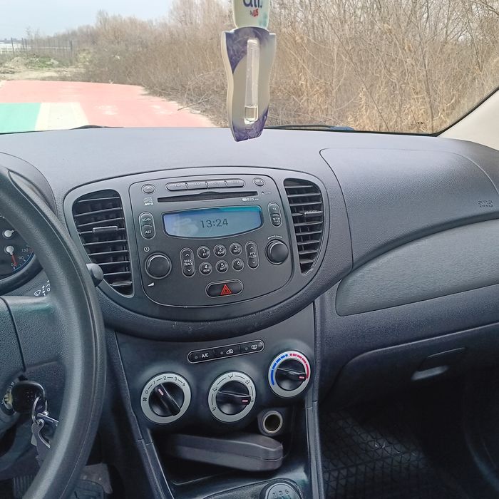 Vând hyundai i10 2010