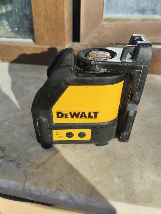 Лазерен нивелир DeWalt