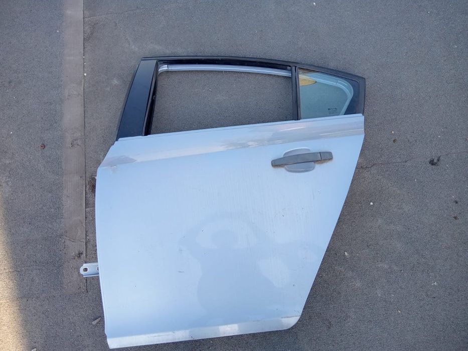 Usa portiera stanga spate Chevrolet Cruze J300  [din 2009 pana  2012]