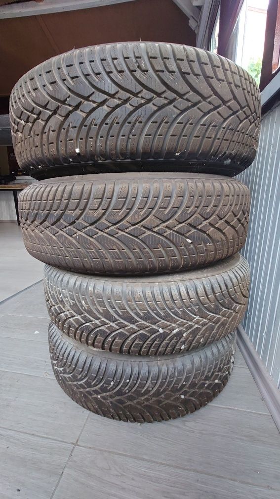 Гуми зимни Kleber Krisalp 14/175/70 с джанти за голф 3 (4х100)