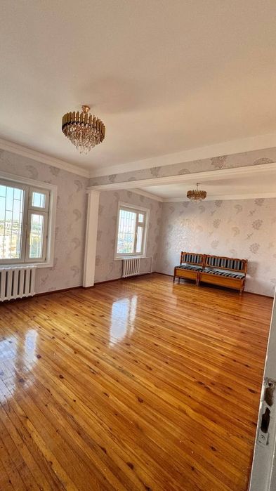 Чилонзор тум. "Ц" квартал. 4хона/8/9.  164м²