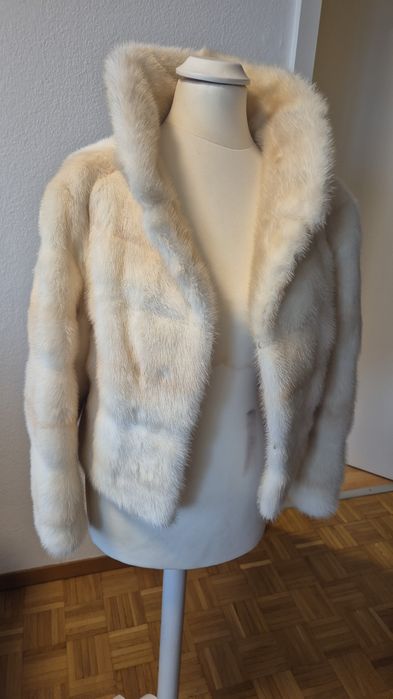 Палта от норка - естествен косъм