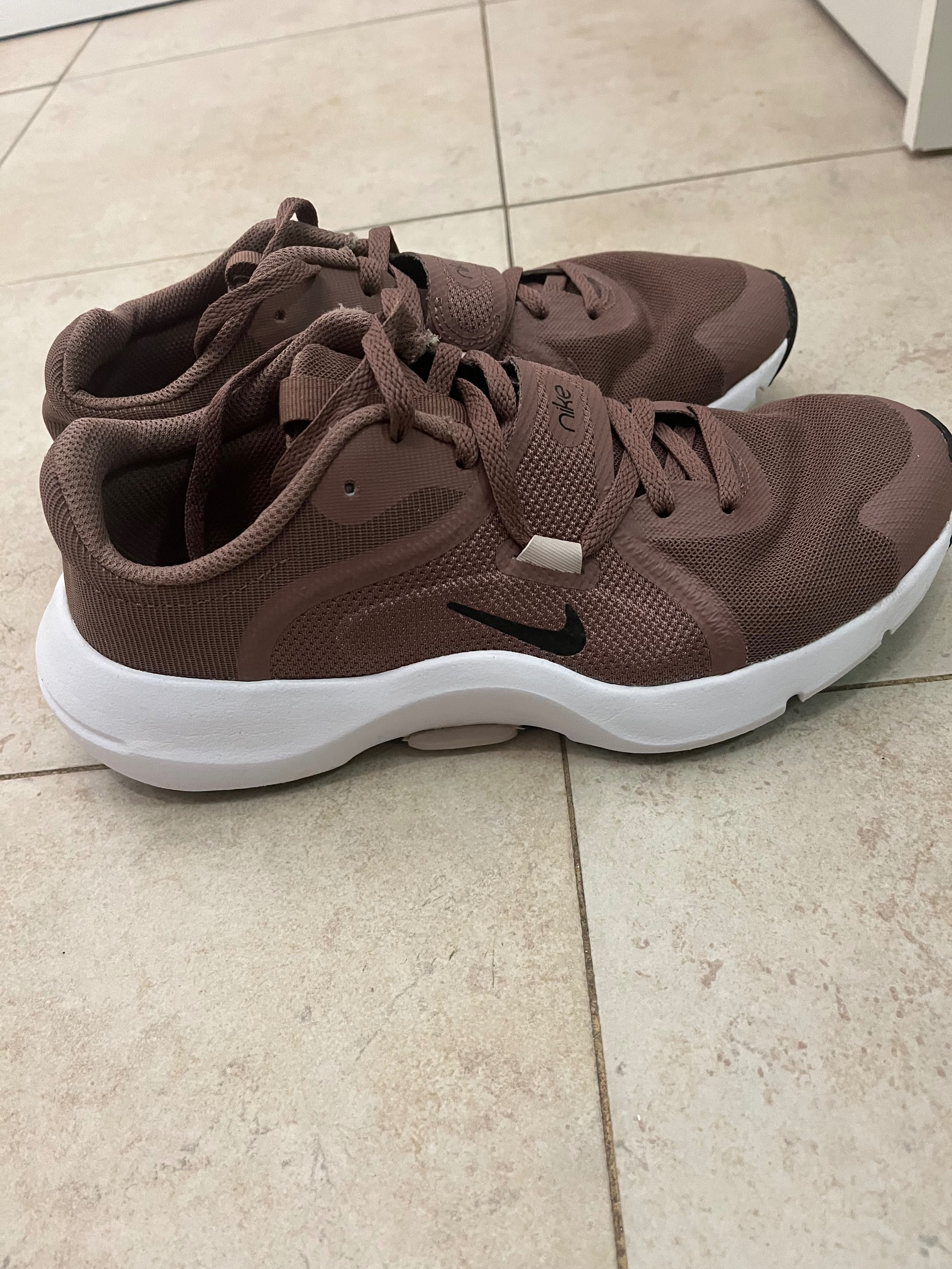 Дамски Маратонки Nike