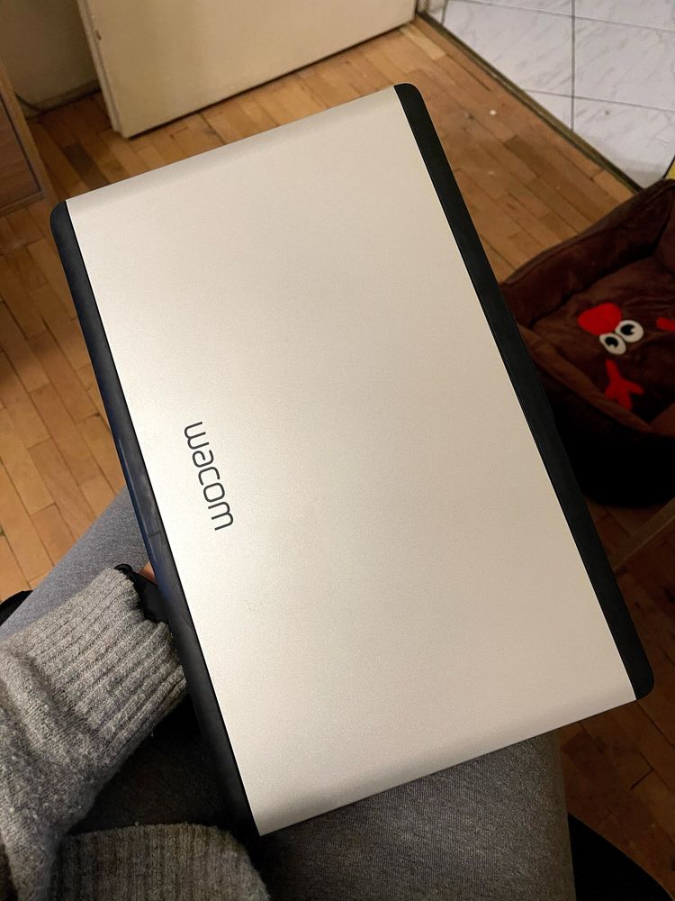 Графичен таблет Wacom Cintiq 13HD