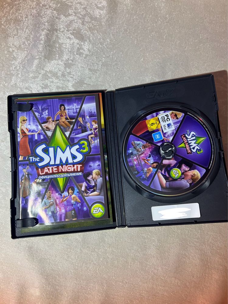 Sims 2 Double Deluxe, 3 World Adventures, 3 Late Night