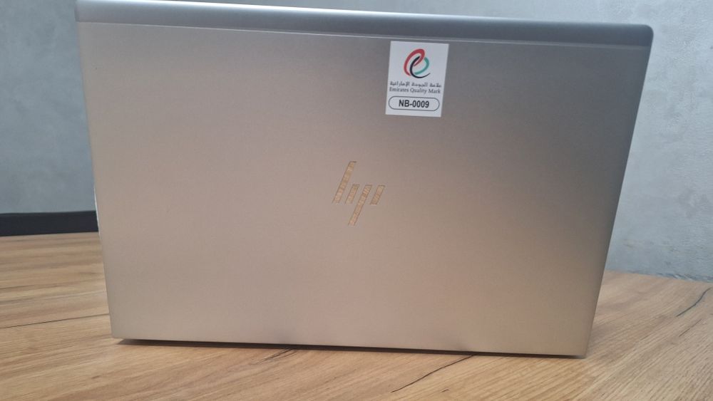 Срочно продается Ноутбук HP elite book сенсор идеальном состоянии
HP e