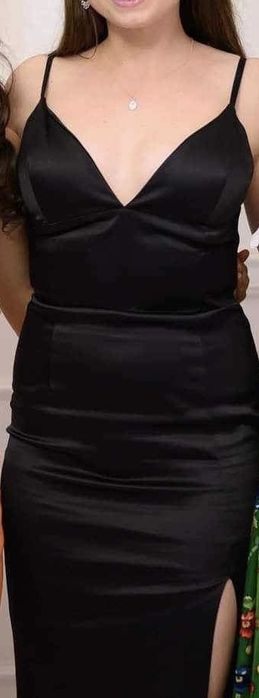 Rochie neagră elegantă