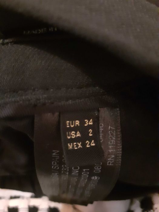 Черен панталон Massimo Dutti